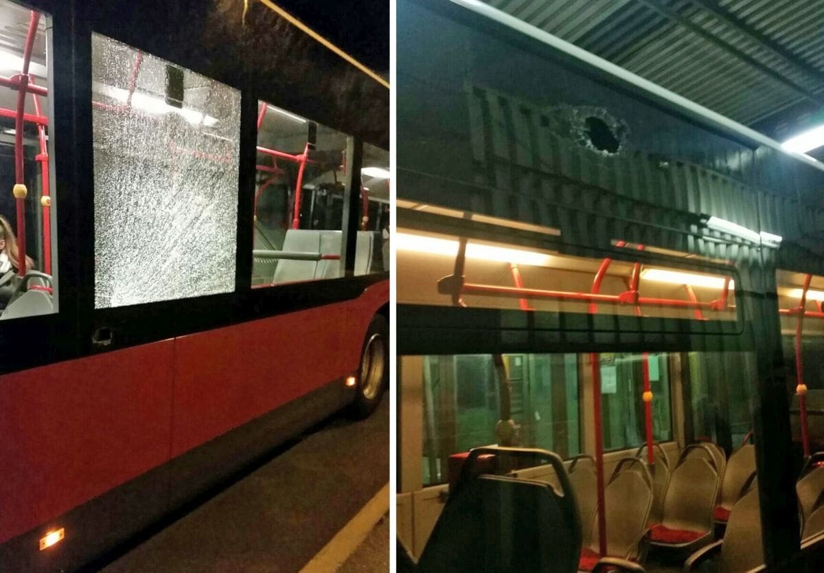 Sramota na ulicama Splita: Tek što je pušten u promet, kamenovan Prometov autobus