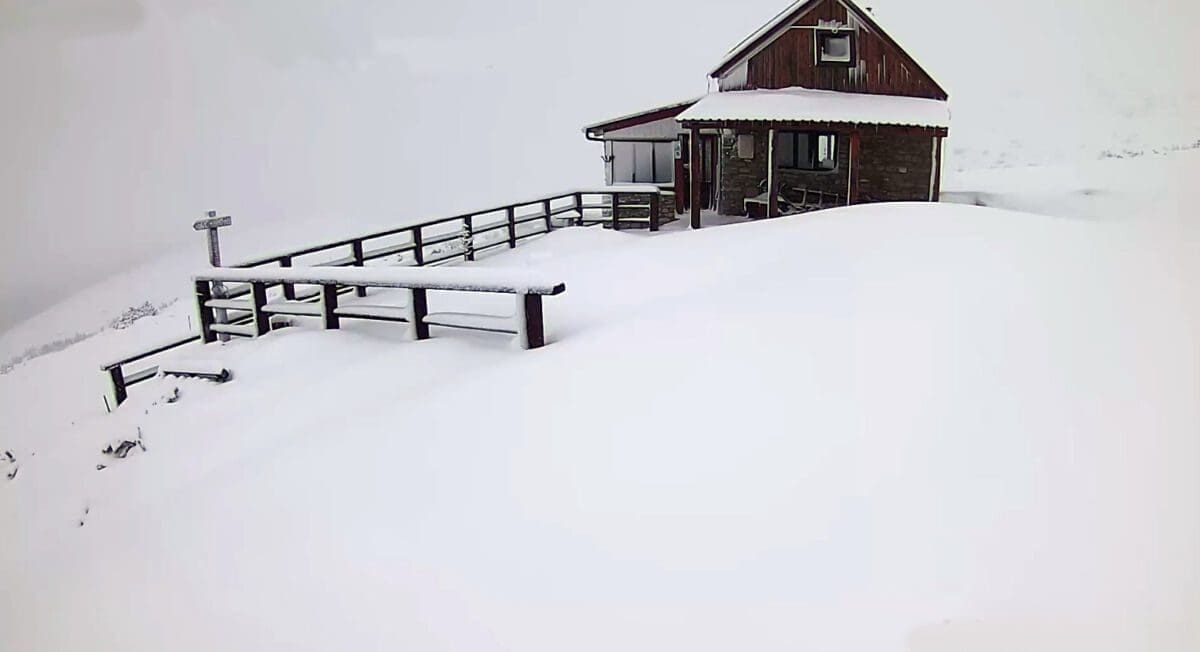 Najobilniji snijeg ove zime u dalmatinskim planinama: Dinara zatrpana!