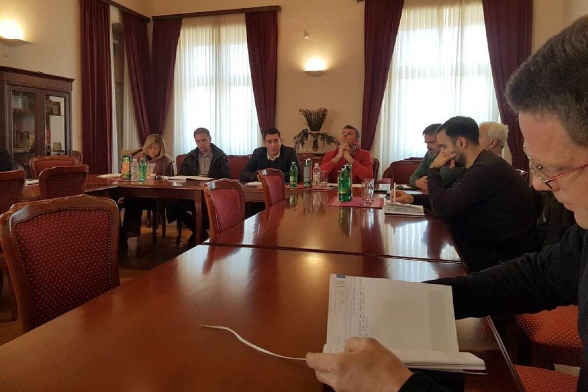 Zamjenik Cebalo na sastanku o razvoju ruralnog turizma na otoku Korčuli