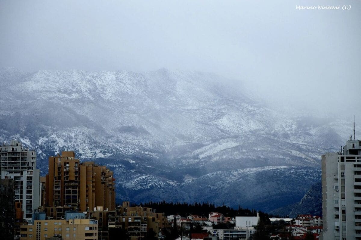 Veljača - prevrtljača: Doznajte u kojim će dijelovima Dalmacije sljedeća 24 sata biti snijega