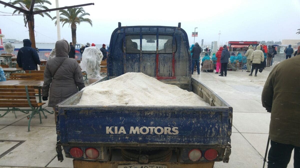 Splićani, znate li gdje možete uzeti sol za posipanje?