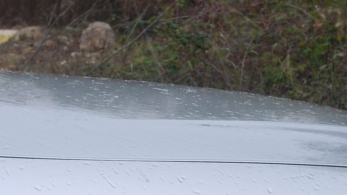 VIDEO Već drugi snijeg ovog ožujka pada u Splitu