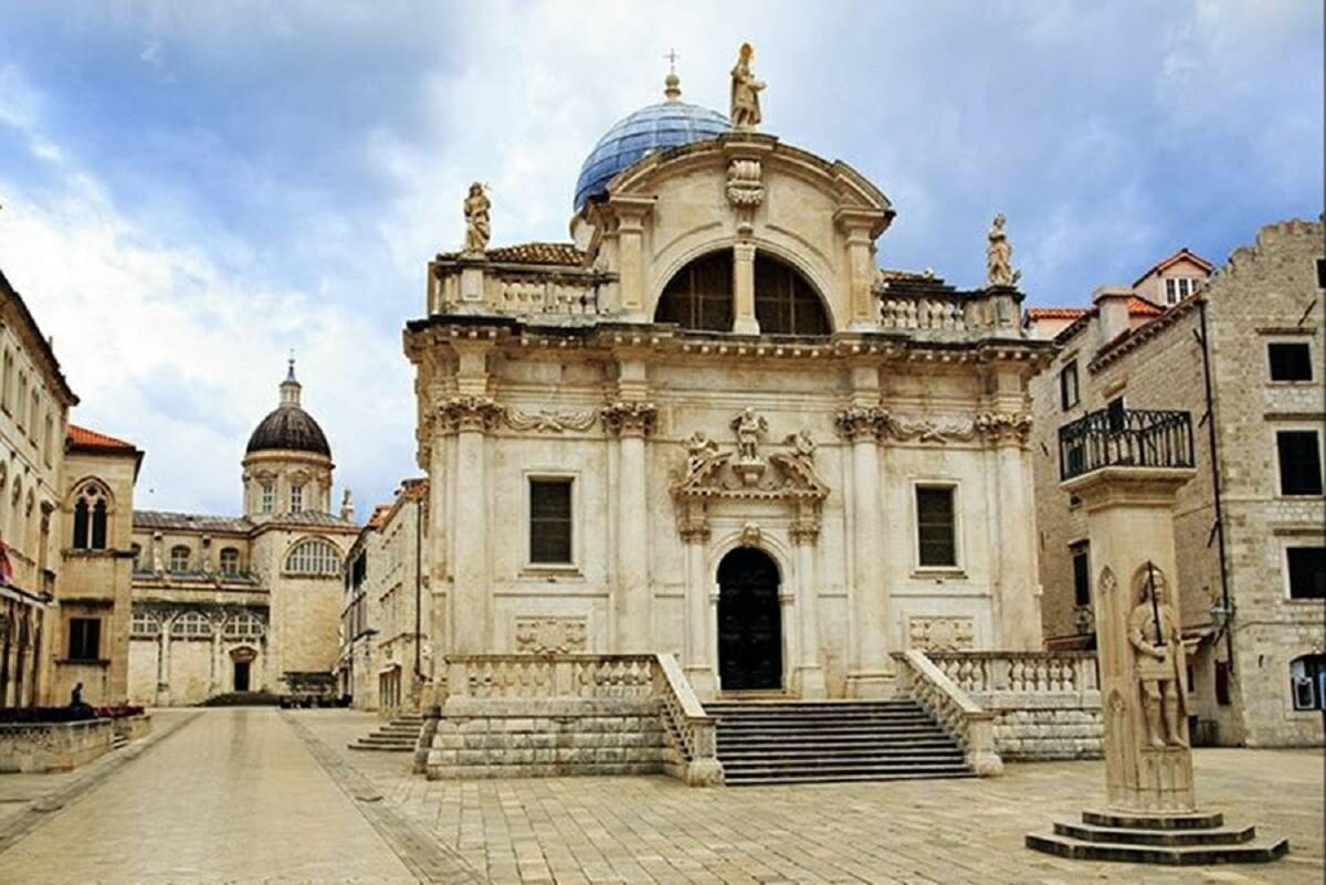 NERED NA VJENČANJU Policiji prijavljena skupina svatova: Bacali bengalke i eksplozivne naprave