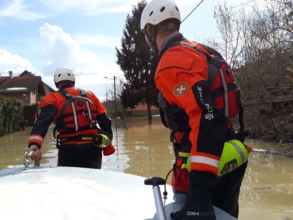 Treći dan bez odmora za spašavatelje na poplavljenim područjima