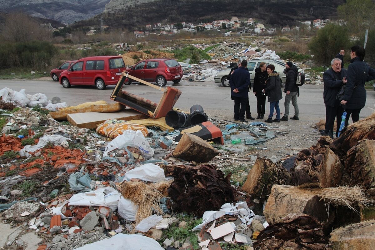 ilegalno_odlagaliste_ttts_kopilica_00