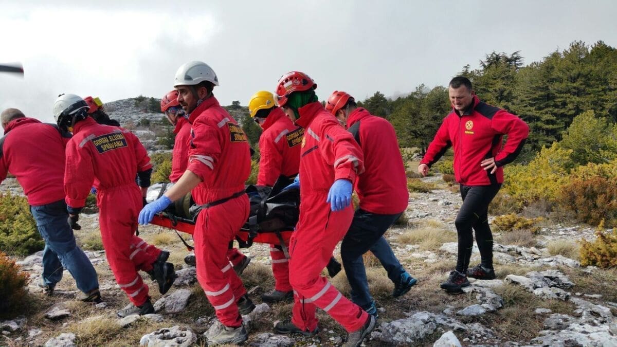 miki_bugi_planinari_(1)