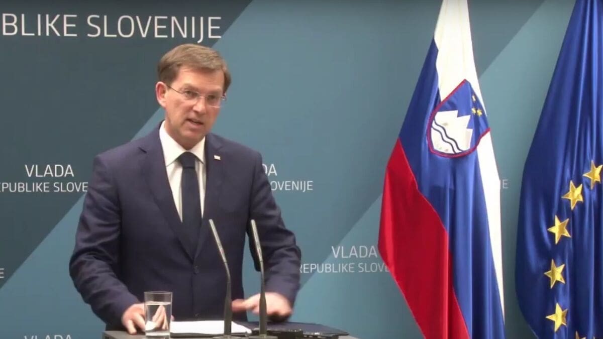 Slovenija ostala bez premijera: Miro Cerar podnio ostavku!