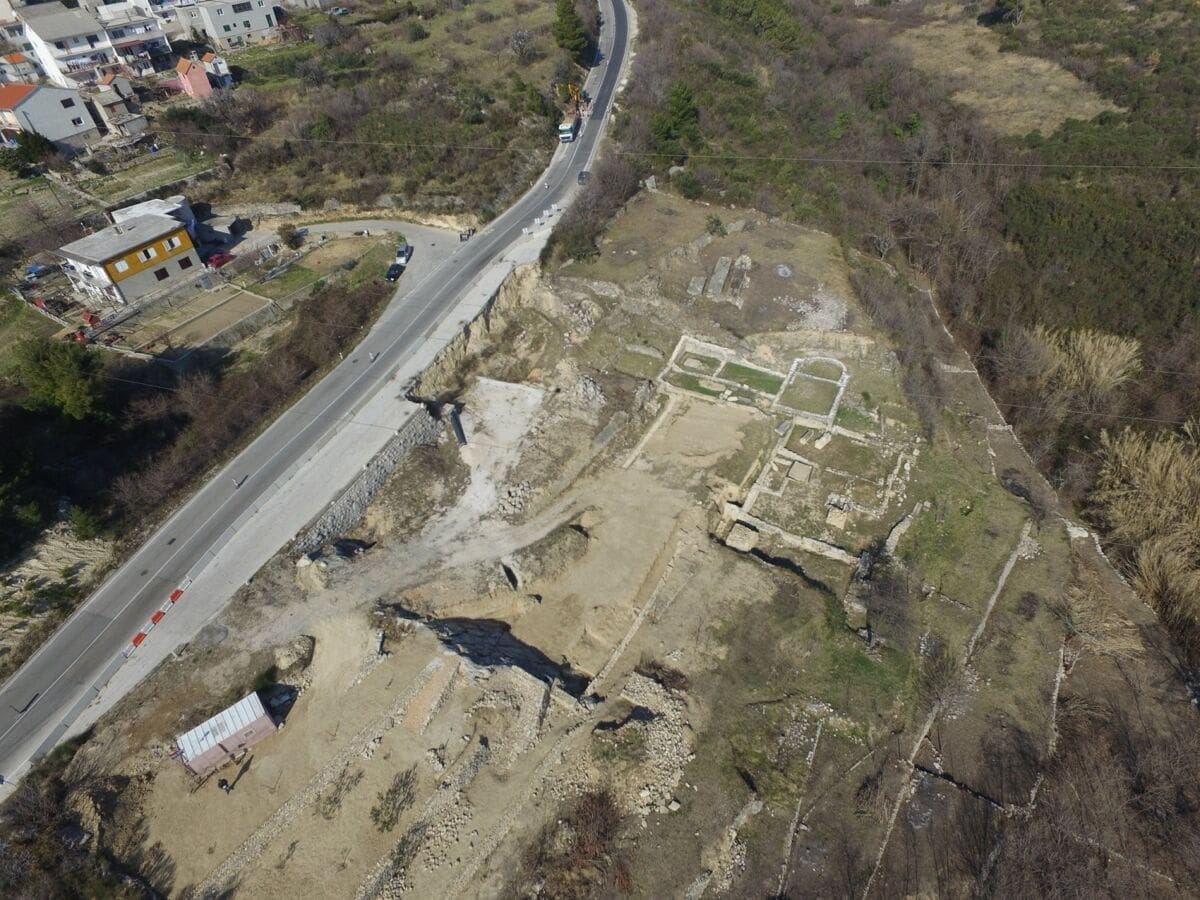 ANTIKVARIJAT – CIKLUS ARHEOLOŠKIH PREDAVANJA Saznajte sve o Rižinicama, značajnom arheološkom nalazištu u Solinu