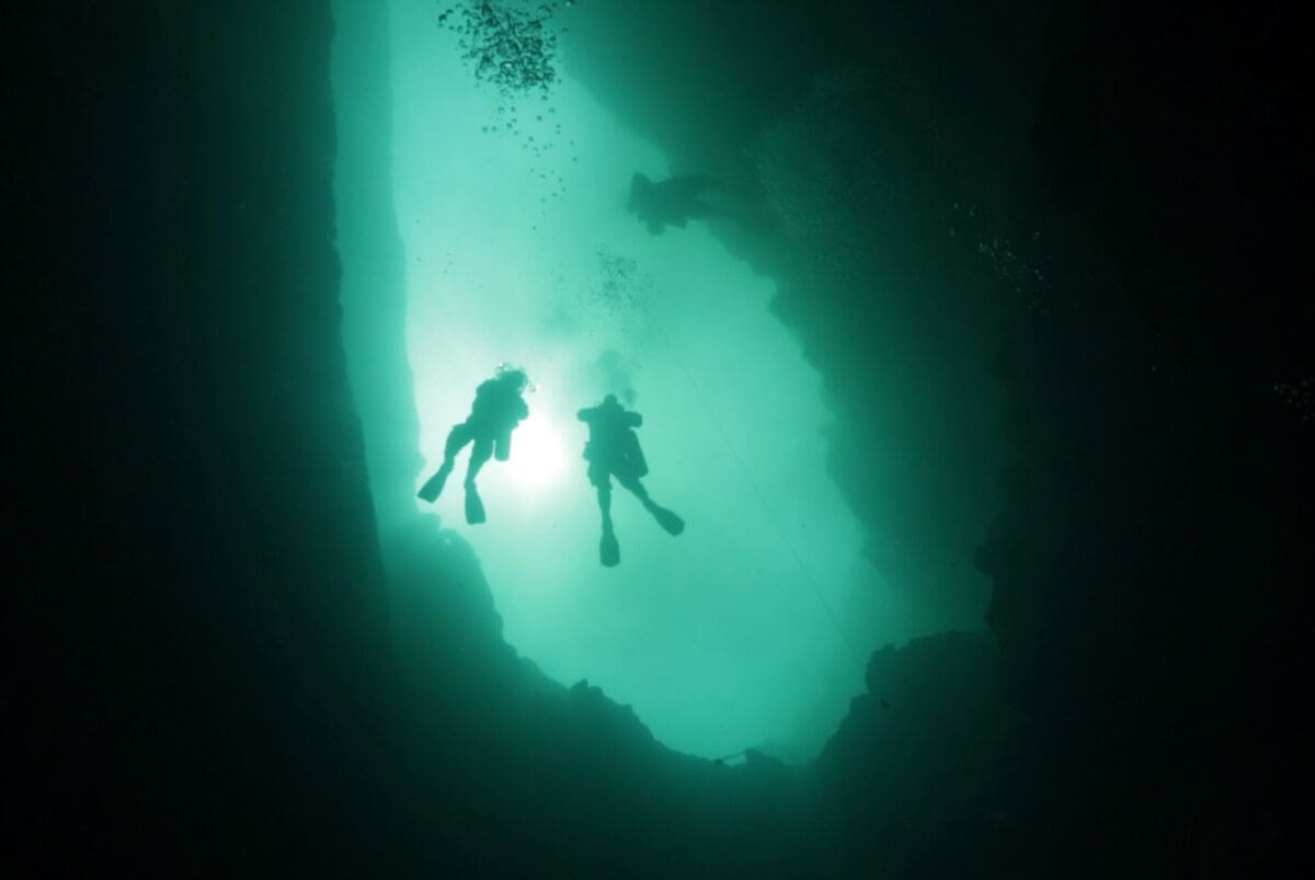 RONILAČKI KLUB ŠPINUT VRŠI UPISE Upoznajte podvodni svijet uz pomoć stručnjaka, cijene tečaja snižene