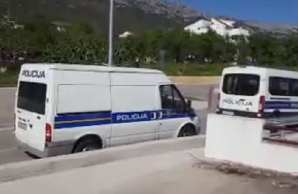 Kaštel Sućurac: Kod 33-godišnjaka pronađena automatska puška i 152 komada streljiva