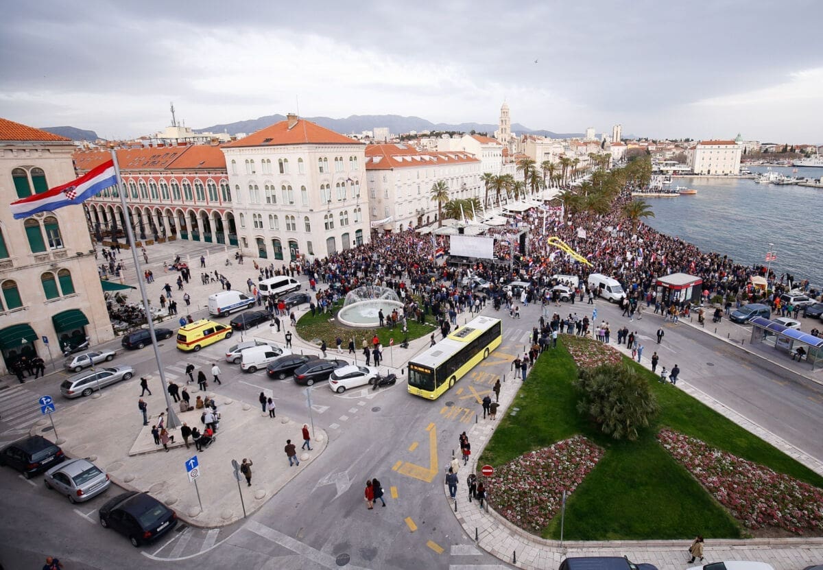 prosvjed_svfrane (1)