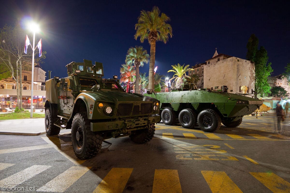 vojnatehnika_riva (1)