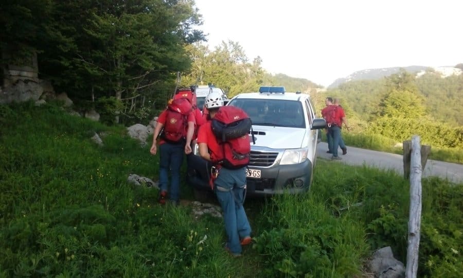 Helikopter je čekala tri sata: Umrla nakon pada na Velebitu