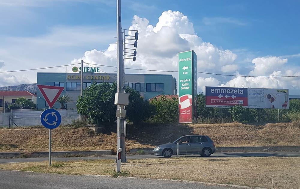 Vozači, pazite kako vozite, na ulazu u rotor postavljena nova kamera za nadzor brzine