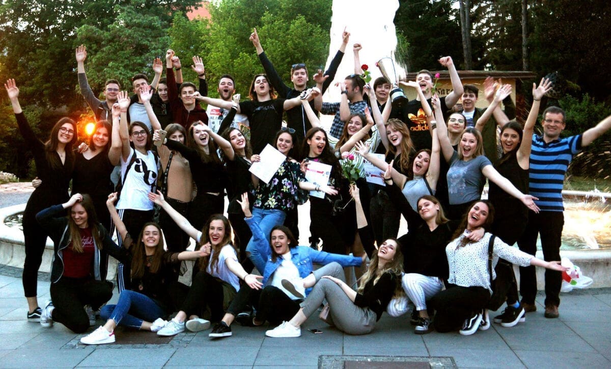 SPLIT IMA NAJBOLJI ŠKOLSKI ZBOR U DRŽAVI Upoznajte 'Zlatni zbor' gimnazije Marko Marulić