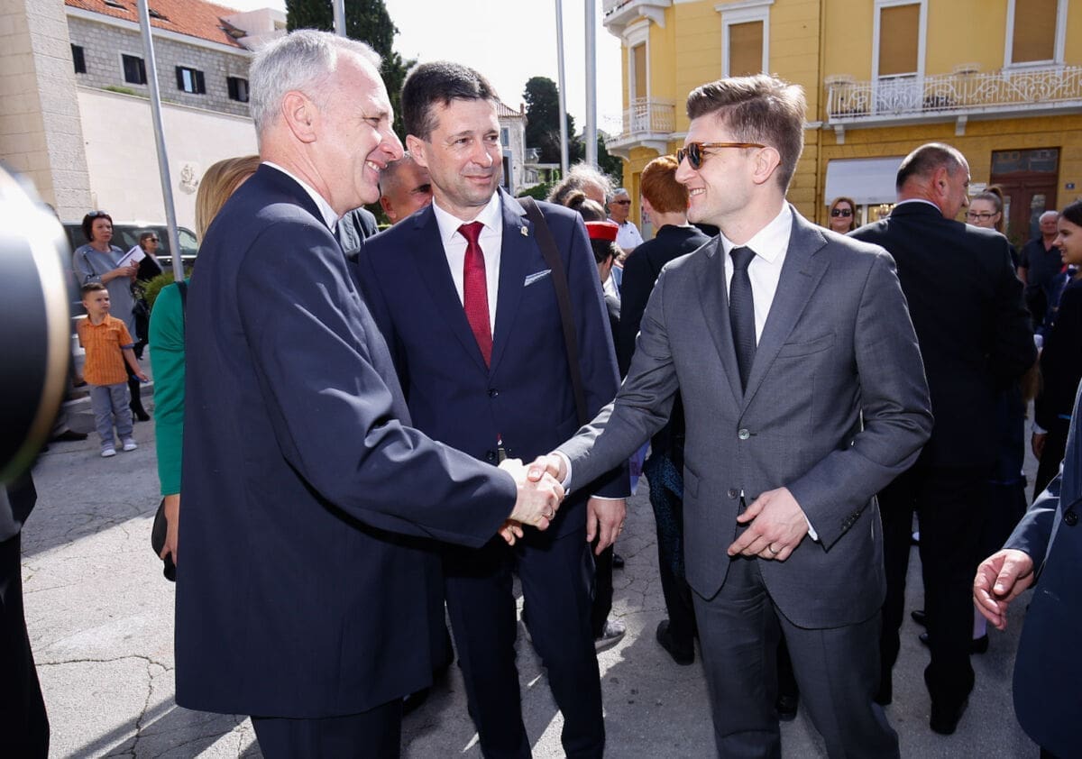 "Dvaput je dvaput!": Saborski zastupnik ismijao 'poklon' Vlade gradu Splitu