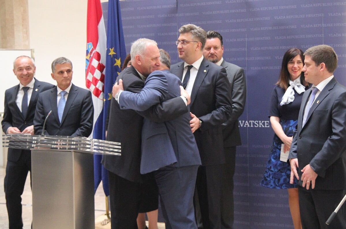 Opara: Ovo je točka preokreta za grad; Plenković: 2 milijarde kuna premašuje zajednički godišnji proračun Splita i Županije