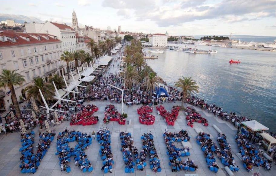 ZA SVA VRIMENA: Točno godinu dana od početka projekta i videa kojeg se morate prisjetiti