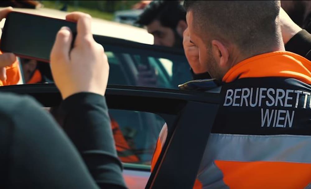 Evo kako se bečka Hitna služba bori protiv znatiželjnika