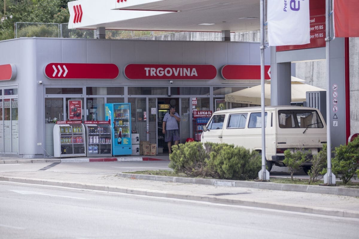 OPET PADAJU CIJENE GORIVA Nastavljaju se sjajne vijesti za vozače. Evo novih cijena!