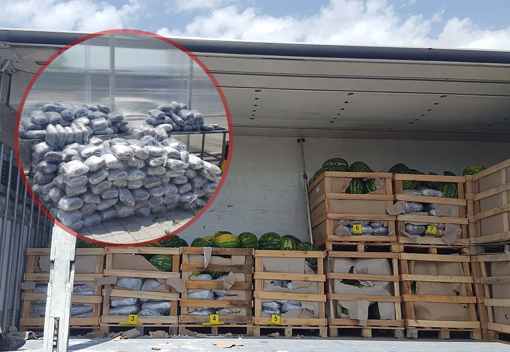 REKORDAN ULOV Policija u kamionu s lubenicama pronašla 422,3 kilograma marihuane