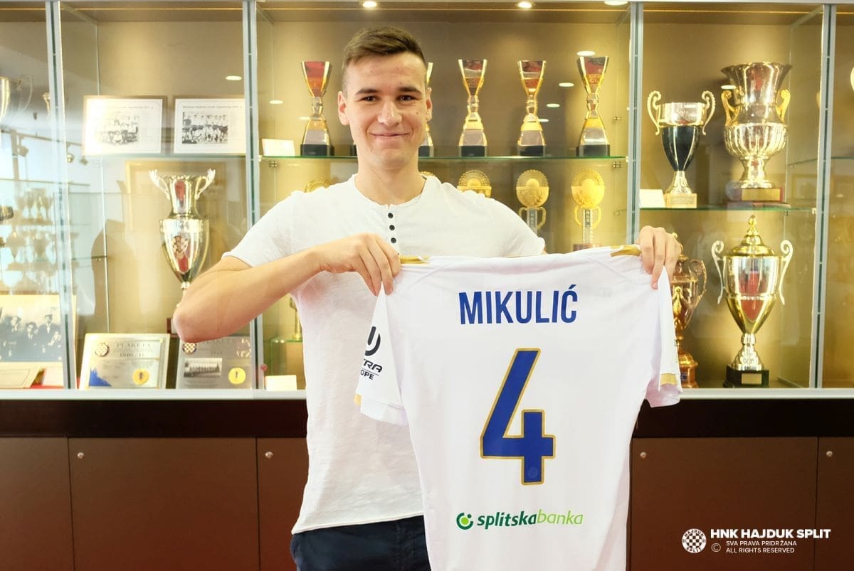 Božo Mikulić potpisao za Hajduk