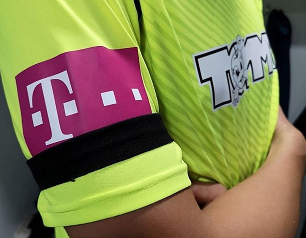 NERAZDVOJNOST OLIVERA I HAJDUKA Bili danas igraju s crnim florom u znak počasti Oliveru