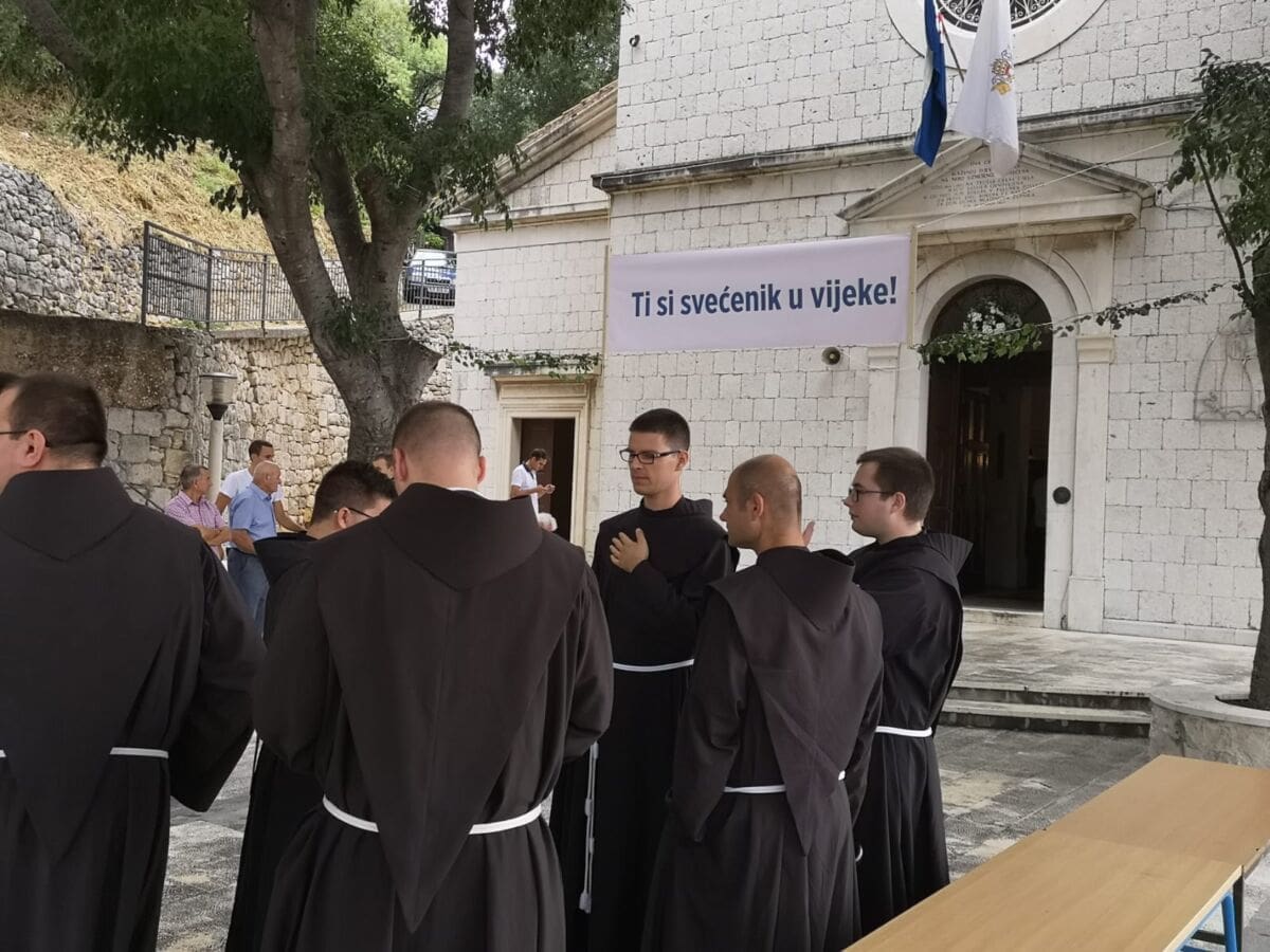 mlada_misa_proloscic_01