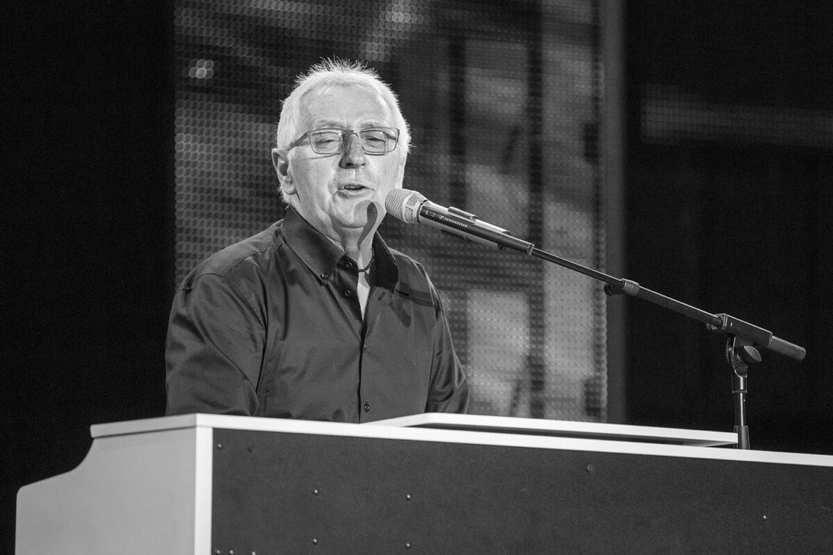 Ovog utorka koncert posvećen Oliveru u Gomilici i književna večer u Sućurcu