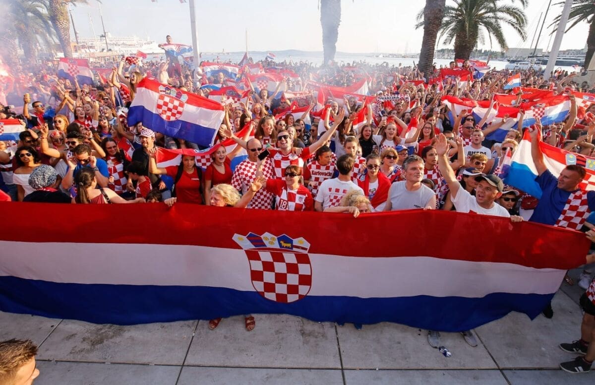 ANKETA Zanima nas i vaše mišljenje: Je li vam se svidio doček Vatrenih u Zagrebu?