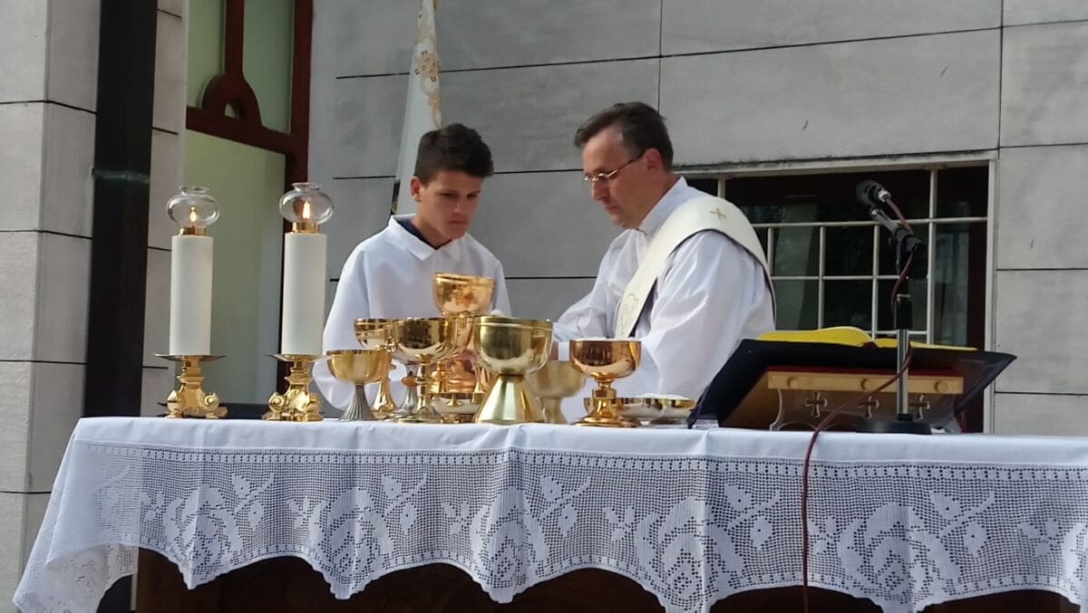 038fbe7a-f4d0-411f-80fa-f6b953b2b5f3