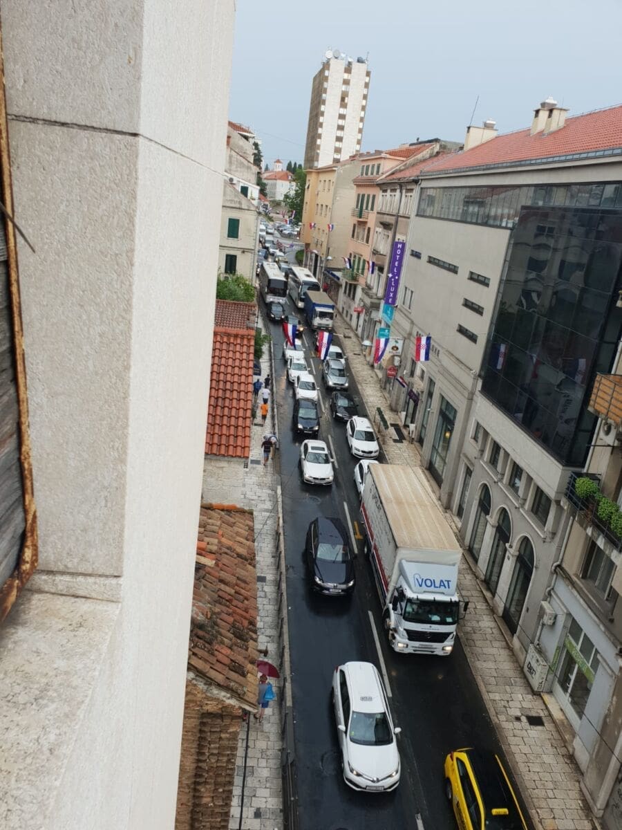 guzve_zvonimirova_1382018_01