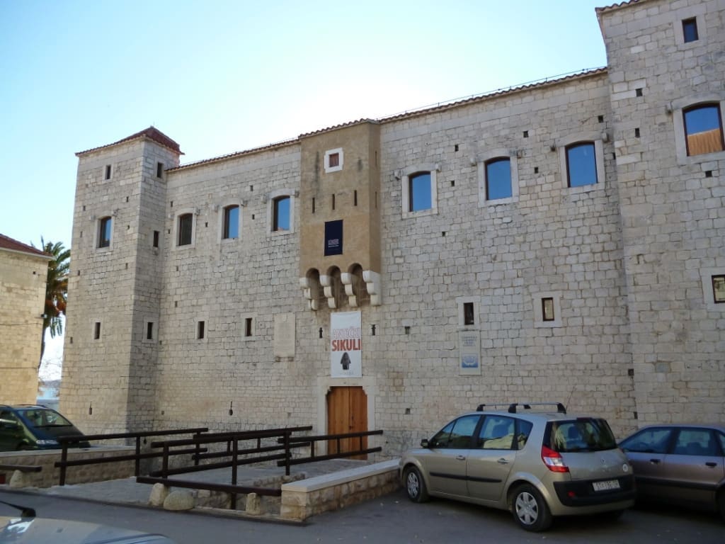 Fotografska izložba Gabrielea Romagnolija u Kaštel Lukšiću