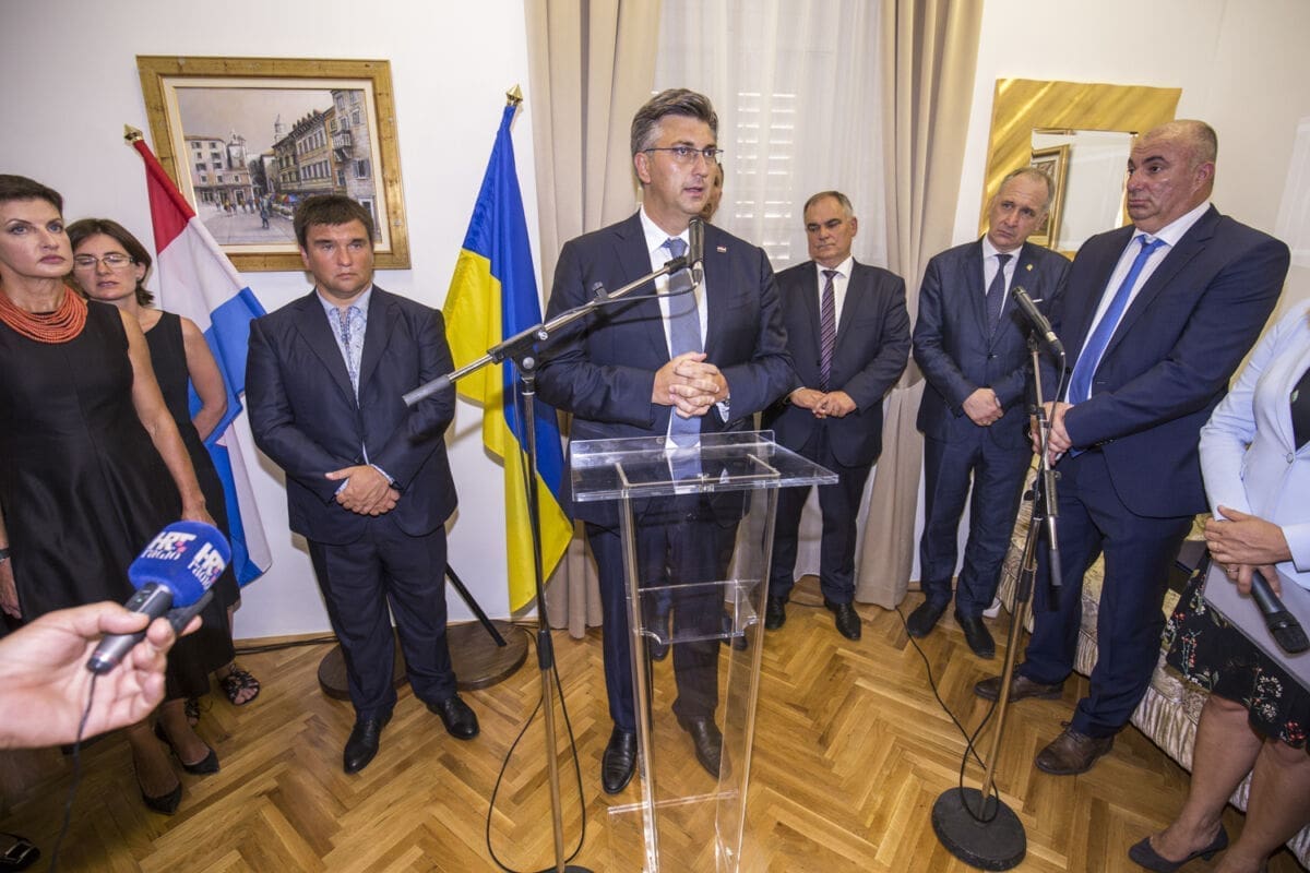 Plenković na otvaranju ukrajinskog konzulata u Splitu: "Hrvatska će pomoći Ukrajini u reintegraciji okupiranih područja"