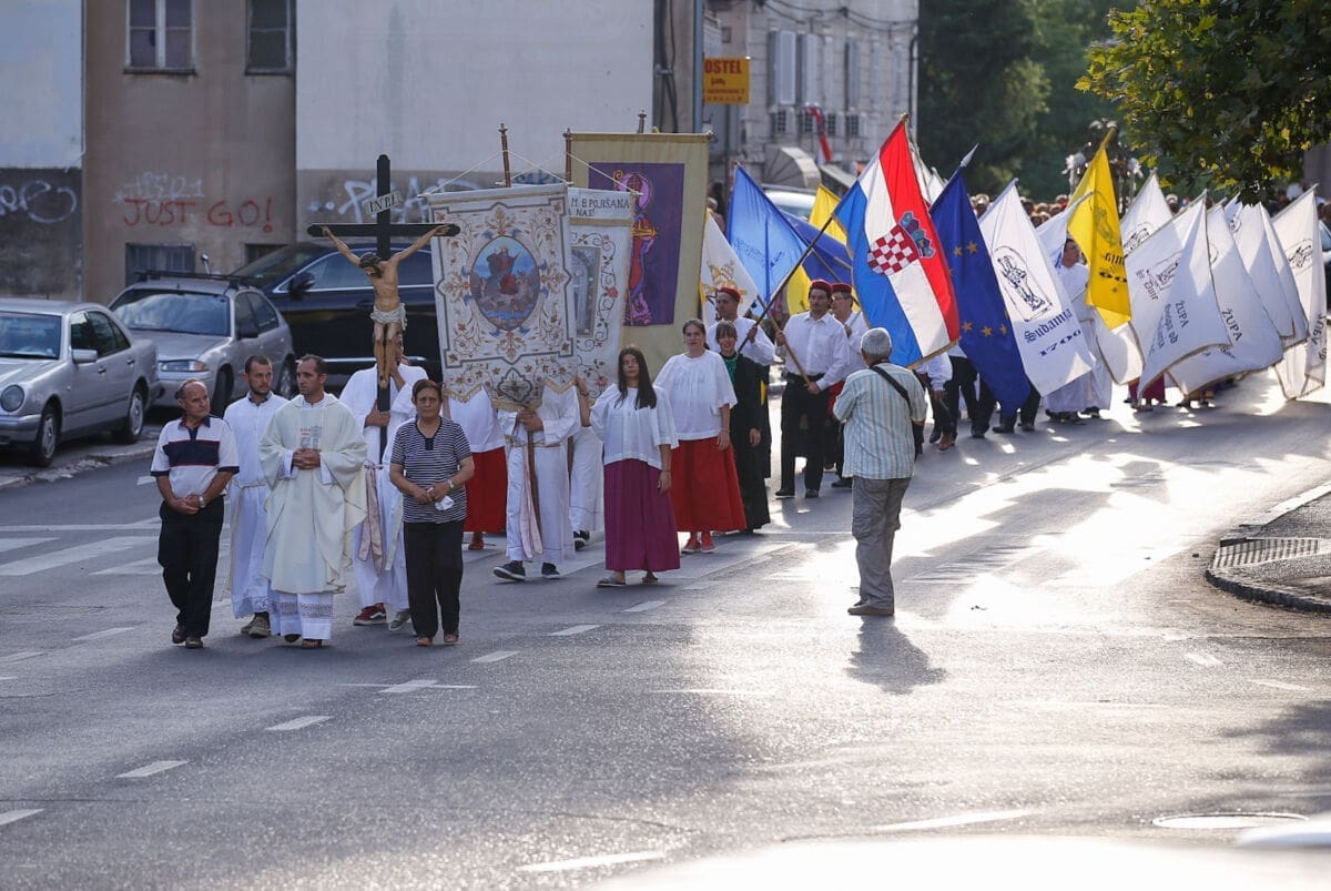 procesij-gospa-split(1)