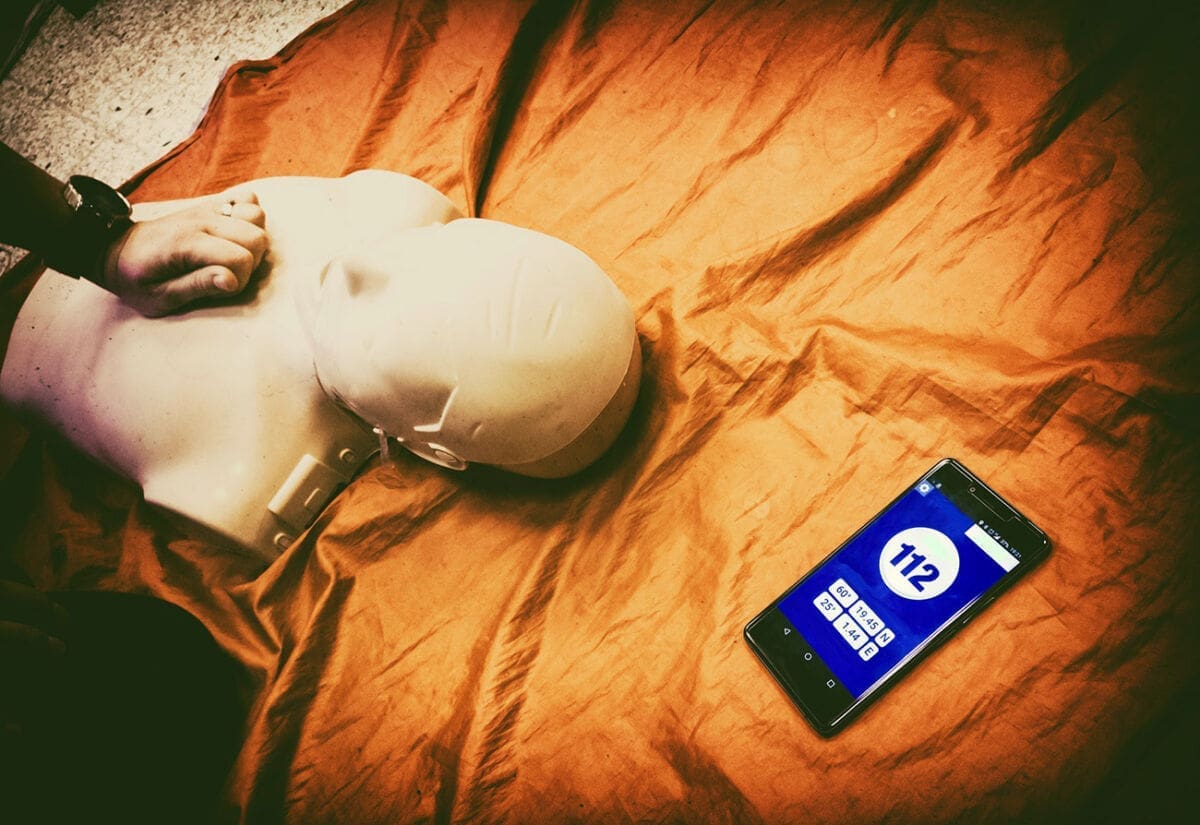 MANIJAK TERORIZIRA SPLITSKE ŽURNE SLUŽBE "Zvao je tisuće puta"; HAKOM: Ako se ovo nastavi, uključit ćemo policiju u slučaj