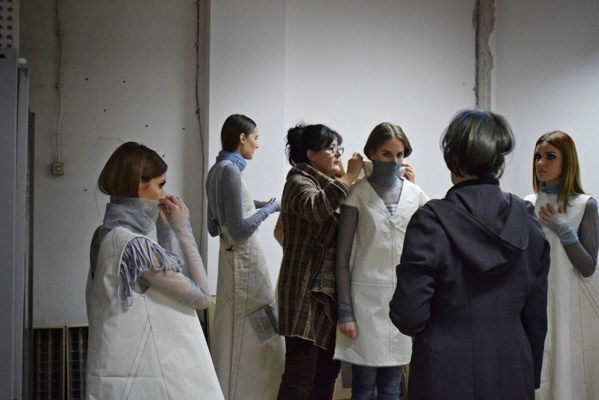 Bogat likovni program u hvarskoj Lođi: U utorak otvaranje izložbe svestrane umjetnice Tonke Alujević