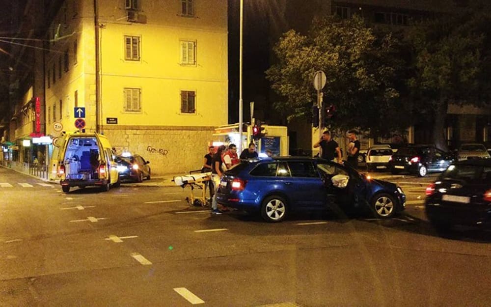 U prometnoj nesreći u centru Splita lakše ozlijeđena jedna osoba