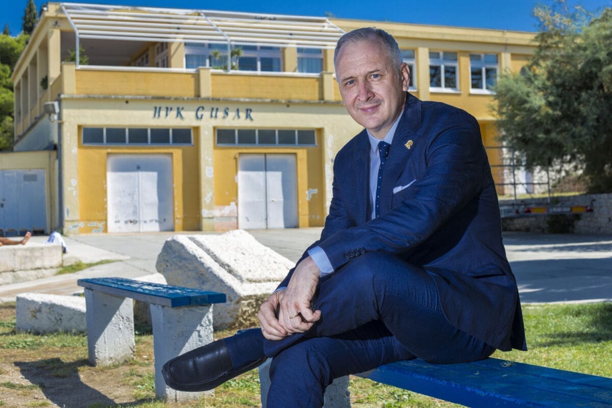 Krstulović Opara "odbrusio" SDP-ovcu oko poskupljenja paušala i poručio: Zbog čega sve više mladih kupuje stanove u Solinu?