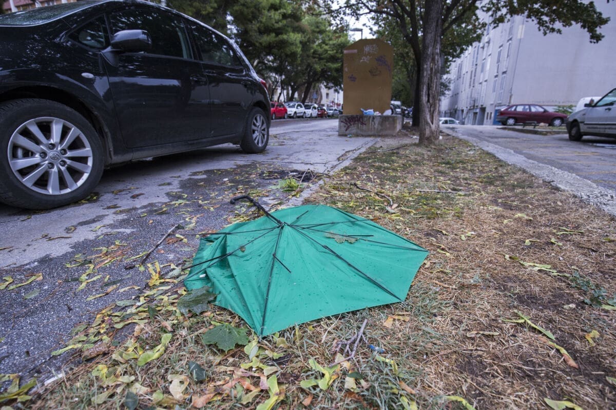 bura_steta_grane_stupovi_znjan_blatine_marjan_semafor_(11)