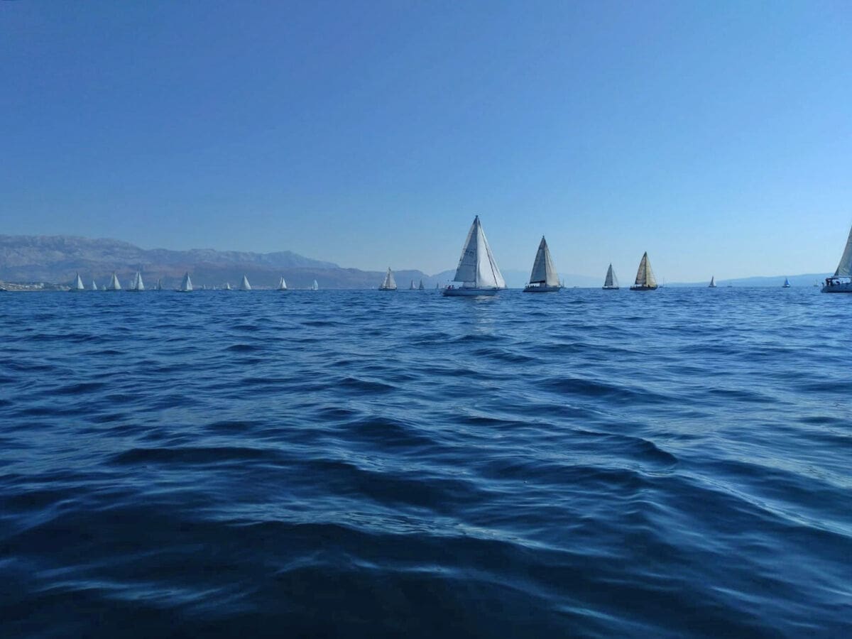 Jedrenje: Argentinac Cardozo i Poljakinja Golebiowska svjetski prvaci do 21 godine, Hrvati daleko od medalja
