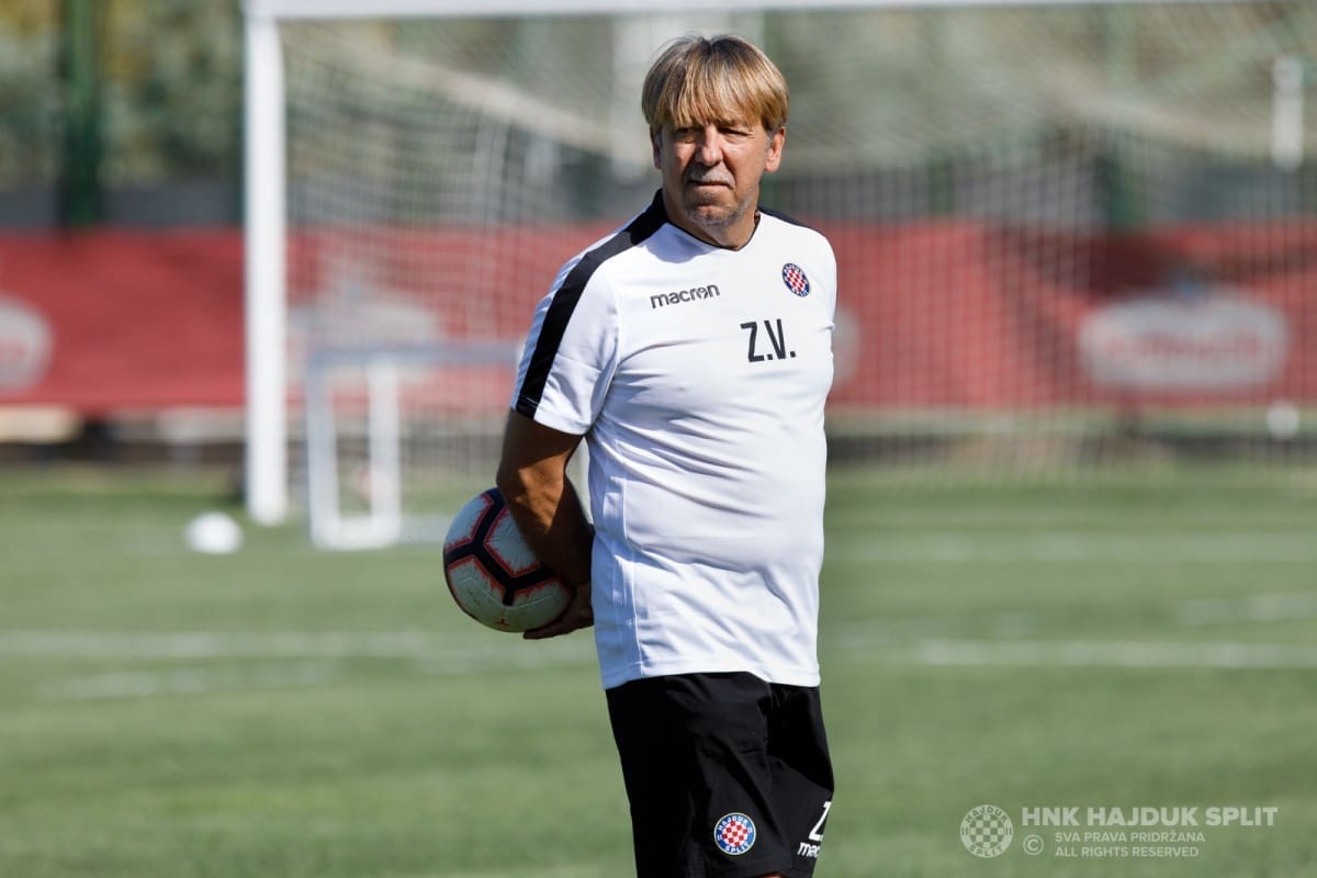 DRUGI TRENING POD VODSTVOM TRENERA VULIĆA Radilo se na snazi, tehnici, završnici...