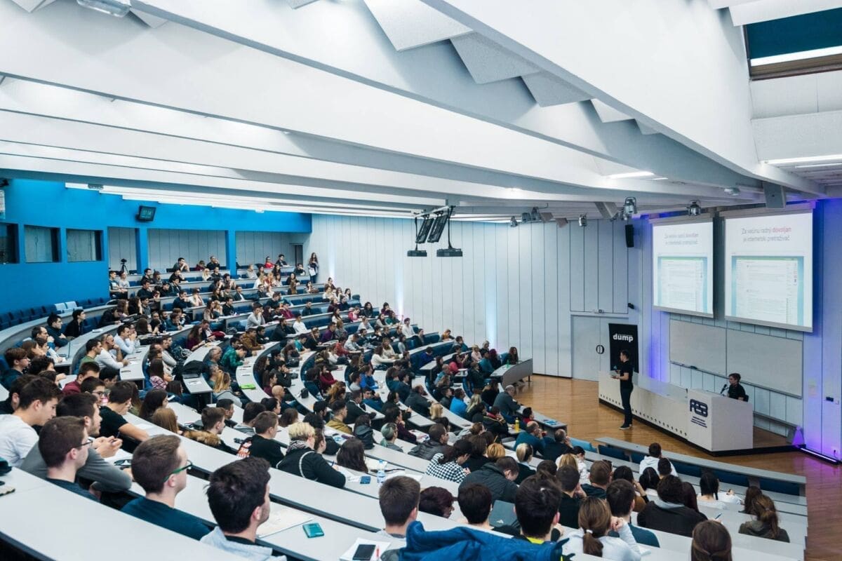 Fotografija 1 - DUMP predavanje
