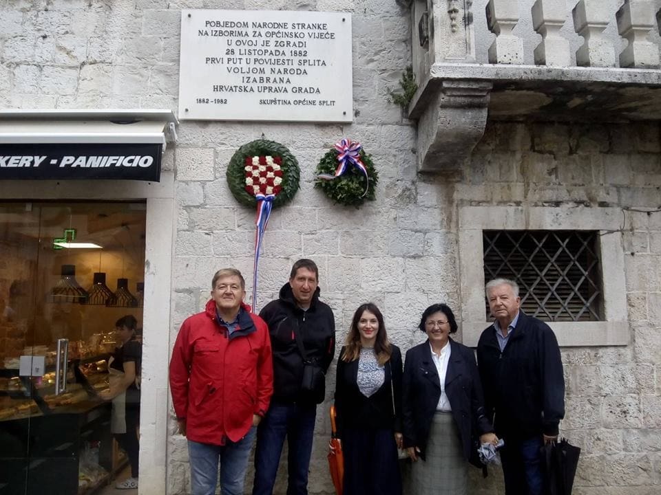 HNS samostalno položio vijence povodom 136. obljetnice pobjede narodnjaka nad autonomašima