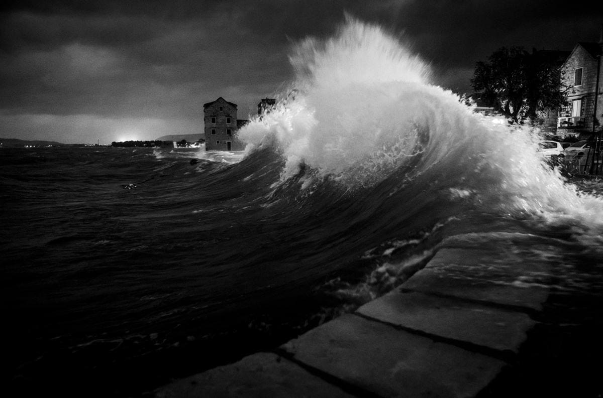 BRAVO, BRANIMIRE DŽAJA Pogledajte kako je zabilježio orkansko jugo u Kaštelima