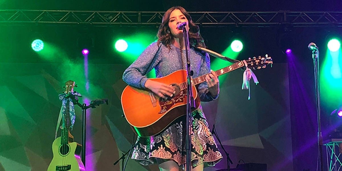 VRHUNSKI DOGAĐAJ Mia Dimšić podigla Gripe na noge