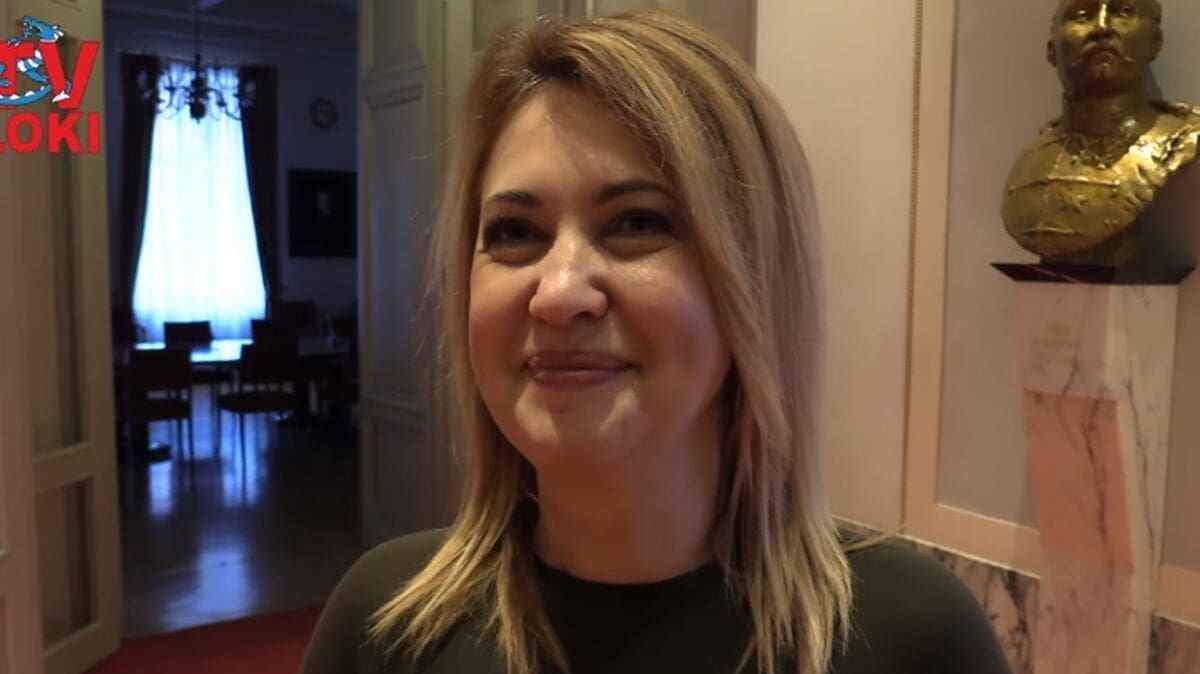 BANDIĆ NE POSUSTAJE I Milanka Opačić prešla u njegov Klub zastupnika