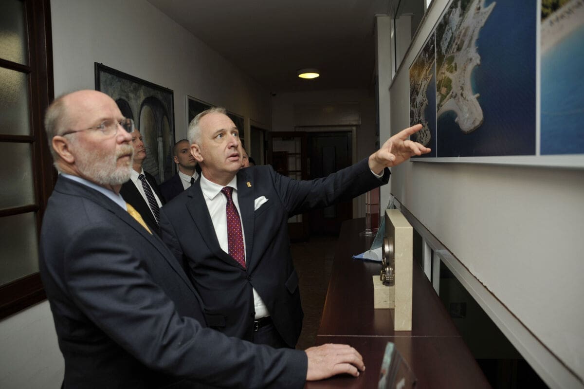 Veleposlanik SAD-a posjetio Banovinu: Posebno se zanimao za budući Tehnološki park na Dračevcu