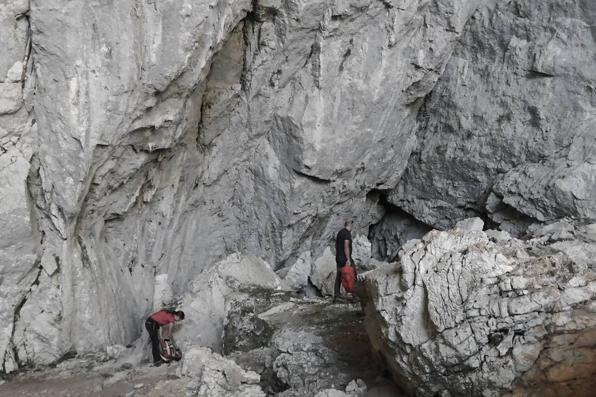 TAJNE PODZEMNOG SVIJETA Započela speleološka istraživanja na Pelješcu