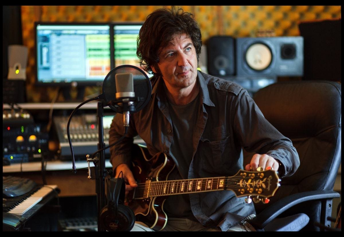 Zdravko Bajan lansirao pjesmu 'Tek sad vidim, tek sad znam'